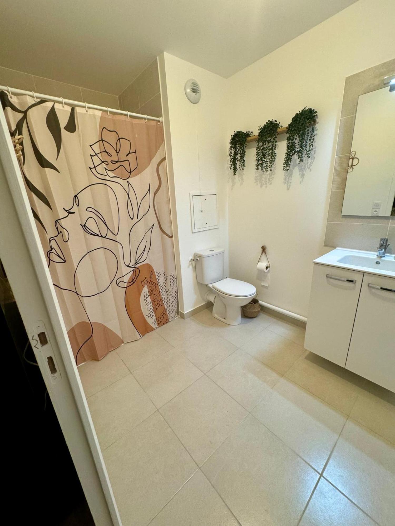 Studio Moderne Et Tout Equipe, Proche Du Rer, Paris & Aeroport D'Orly En 20 Min, Lit Bebe Sur Demande Vitry-sur-Seine Εξωτερικό φωτογραφία